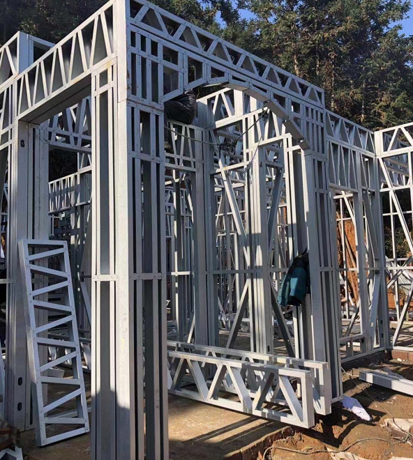 現(xiàn)在大力發(fā)展的輕鋼別墅,到底適不適合農(nóng)村?(圖2) 睿婕輕鋼別墅主體