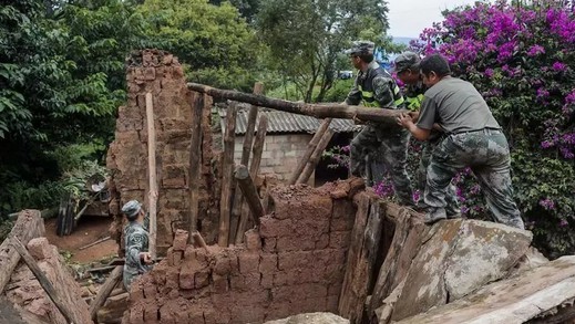 輕鋼別墅成為當(dāng)下國家認(rèn)可的抗震房屋(圖1)