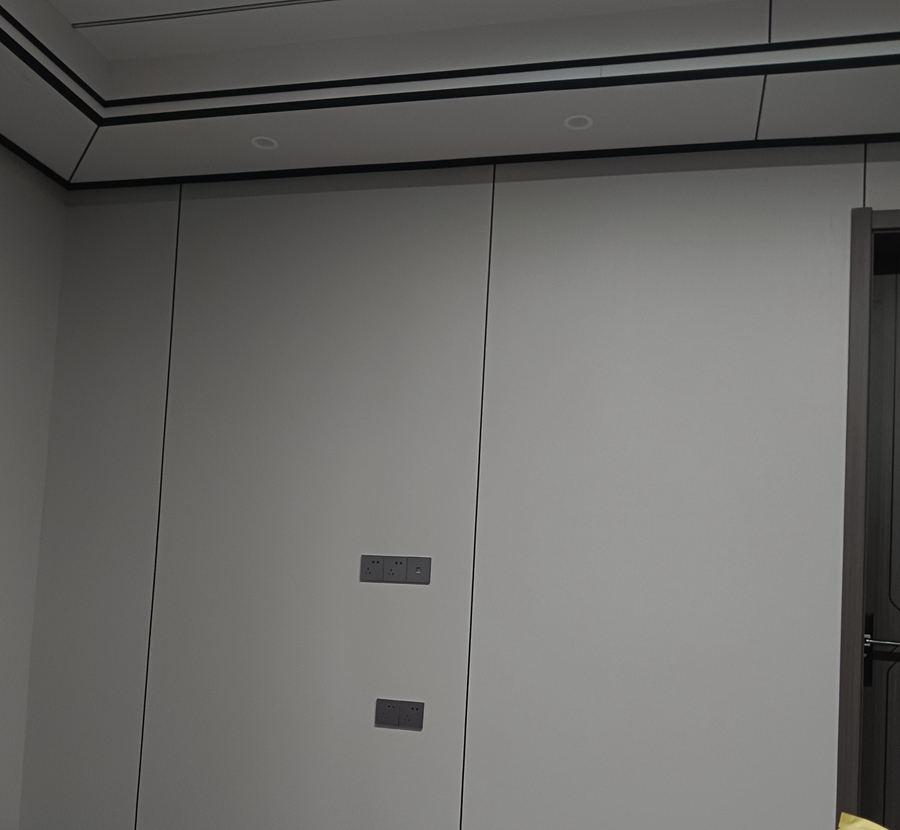 輕鋼房屋是否可以通過(guò)鋪設(shè)地暖系統(tǒng)提供舒適的室內(nèi)溫度？